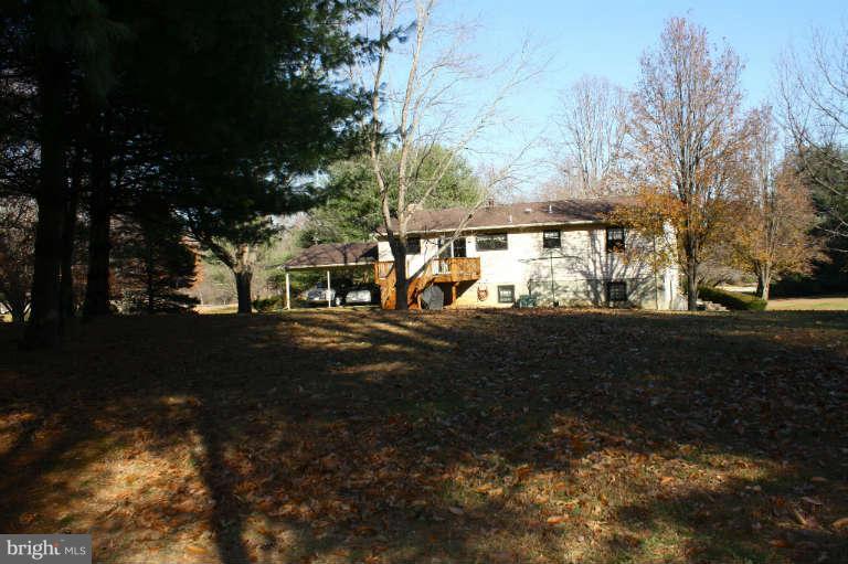 5860 Cari Road Huntingtown, MD 20639 - Photo 10 of 26 Exterior (Rear)