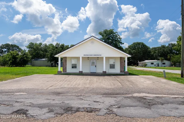 $199,500 | 211 South 1st, Iota, LA 70543