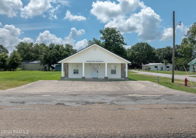 $199,500 | 211 South 1st, Iota, LA 70543