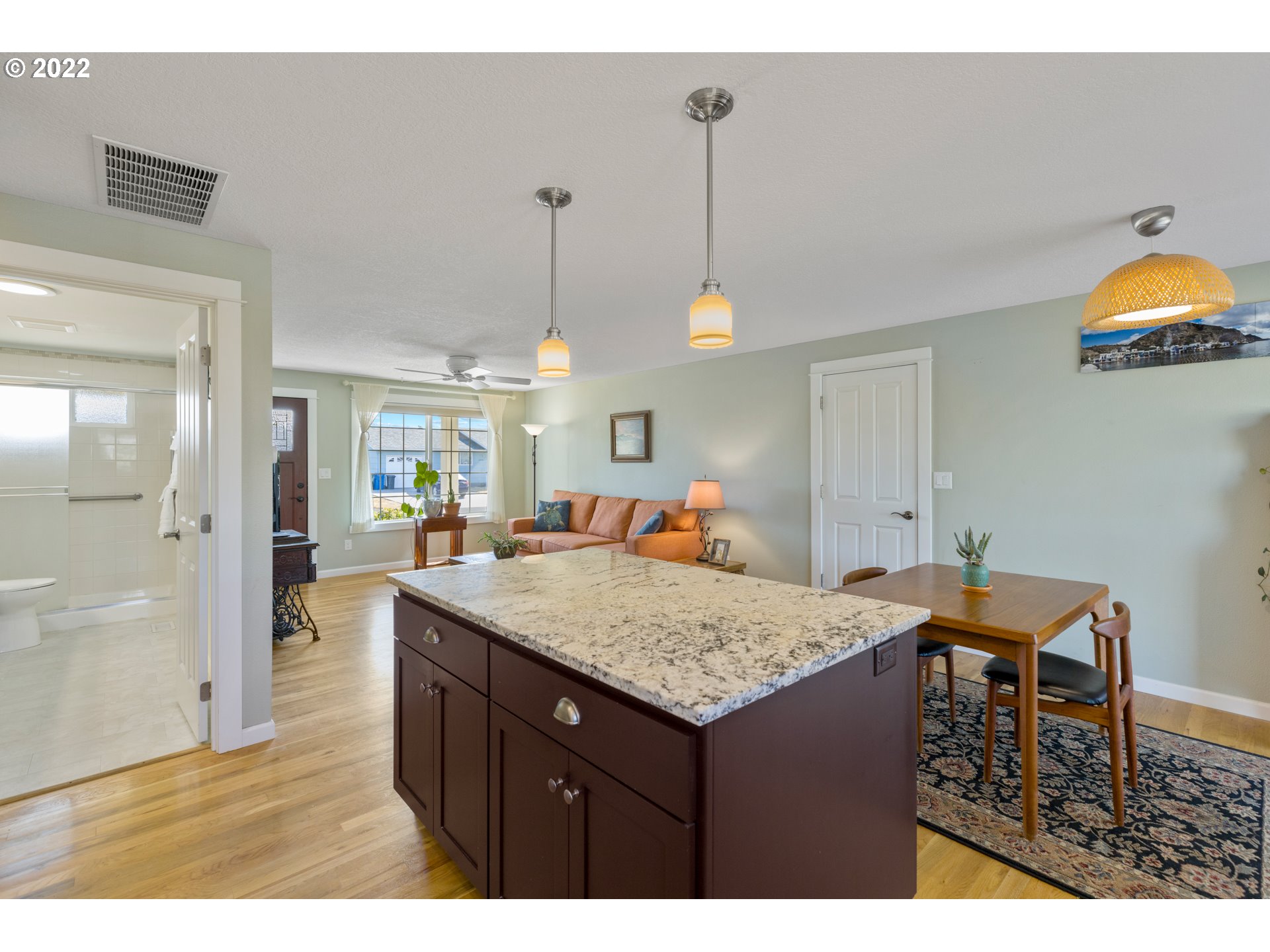 1865 Thompson Road Woodburn, OR 97071 - Photo 14 of 32 Gallery Image 14