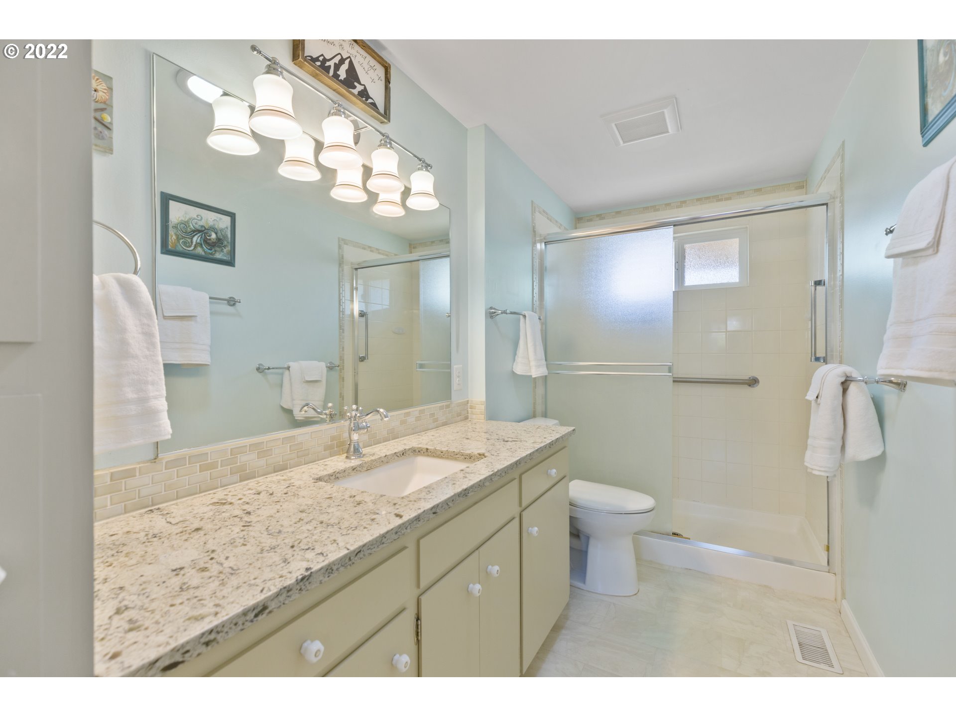 1865 Thompson Road Woodburn, OR 97071 - Photo 23 of 32 Gallery Image 23