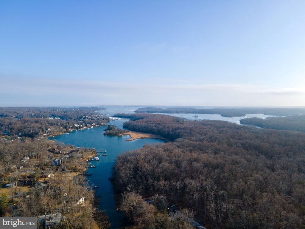 Oak Lane Edgewater, MD 21037 - Photo 10 of 18