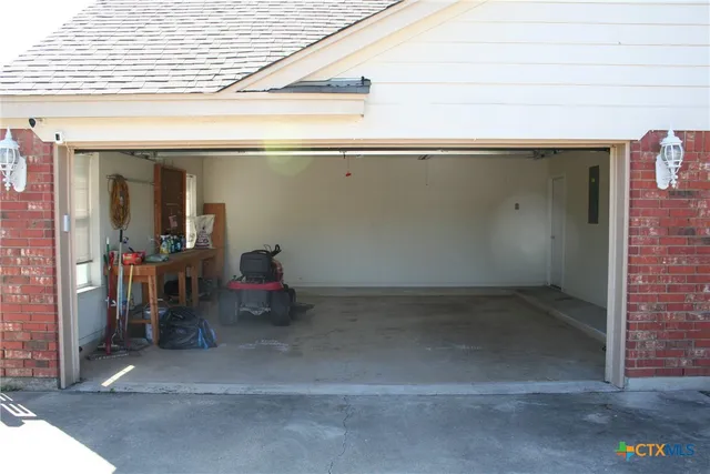 $329,500 | 12169 Oakalla Road, Killeen, TX 76549