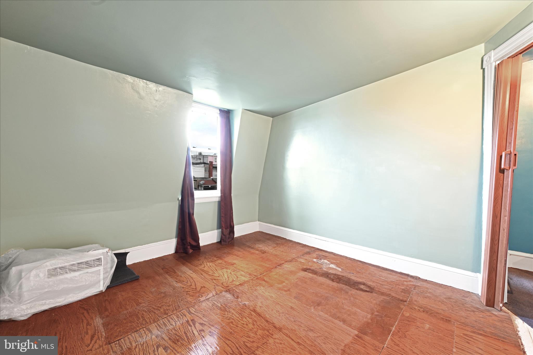 335 Hollenbach Street Reading, PA 19601 - Photo 22 of 26 Bedroom