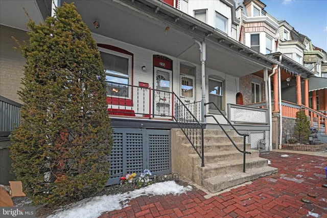 $160,000 | 335 Hollenbach Street, Reading, PA 19601