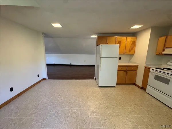 $750 | 5623 Bridge Street, Unit 2, Verona, NY 13478
