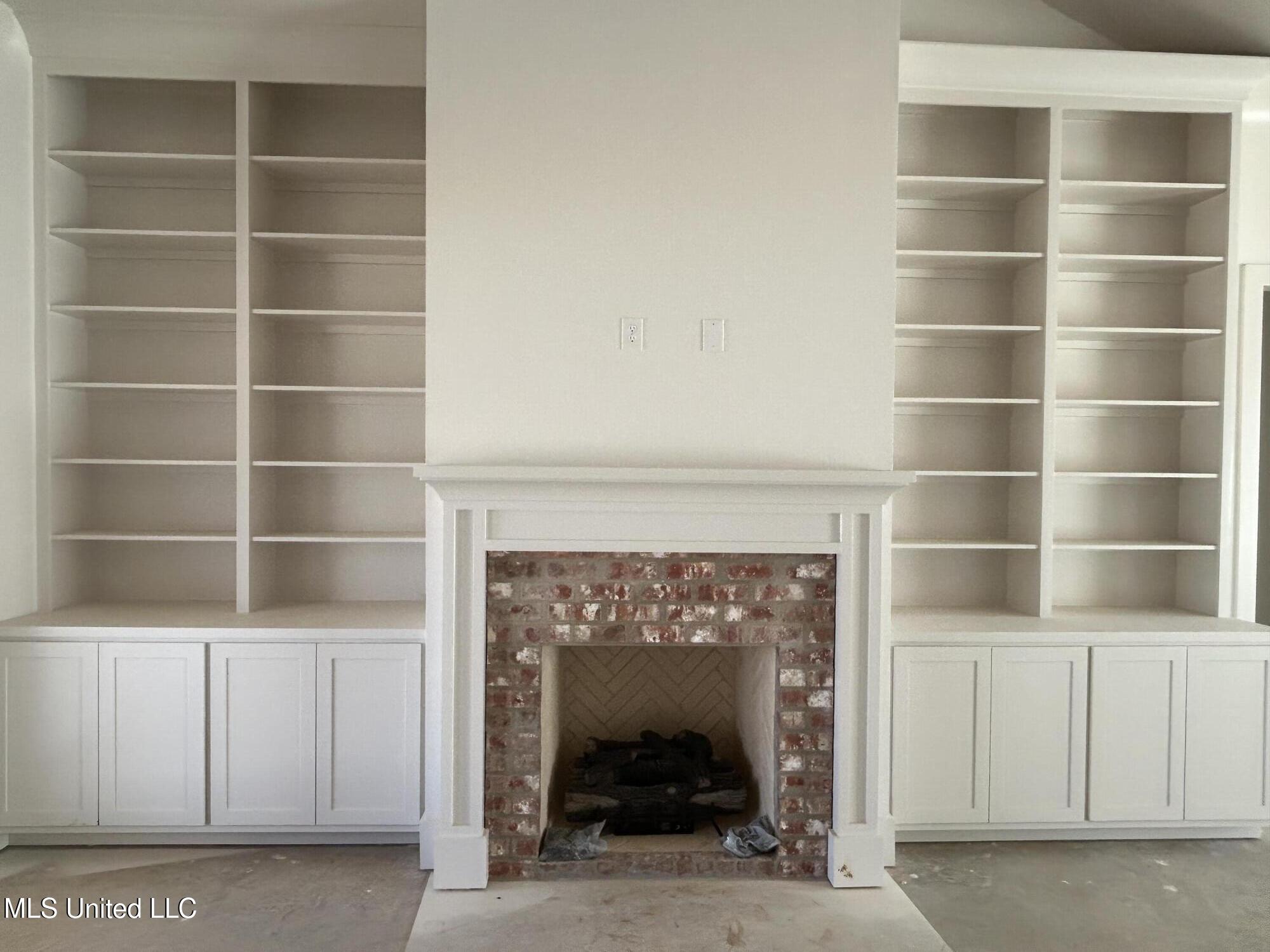 369 Wellstone Place Madison, MS 39110 - Photo 3 of 10 Living