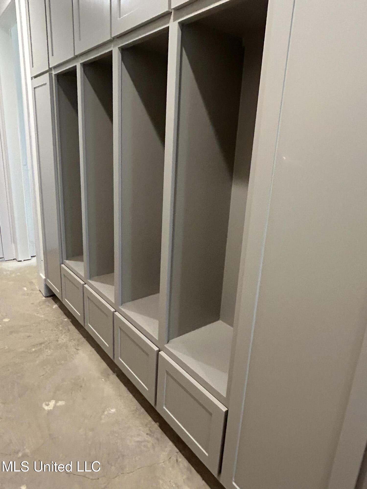 369 Wellstone Place Madison, MS 39110 - Photo 6 of 10 Lockers