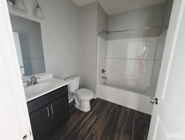 $1,450 | 2026 Scott Street, Lafayette, IN 47904