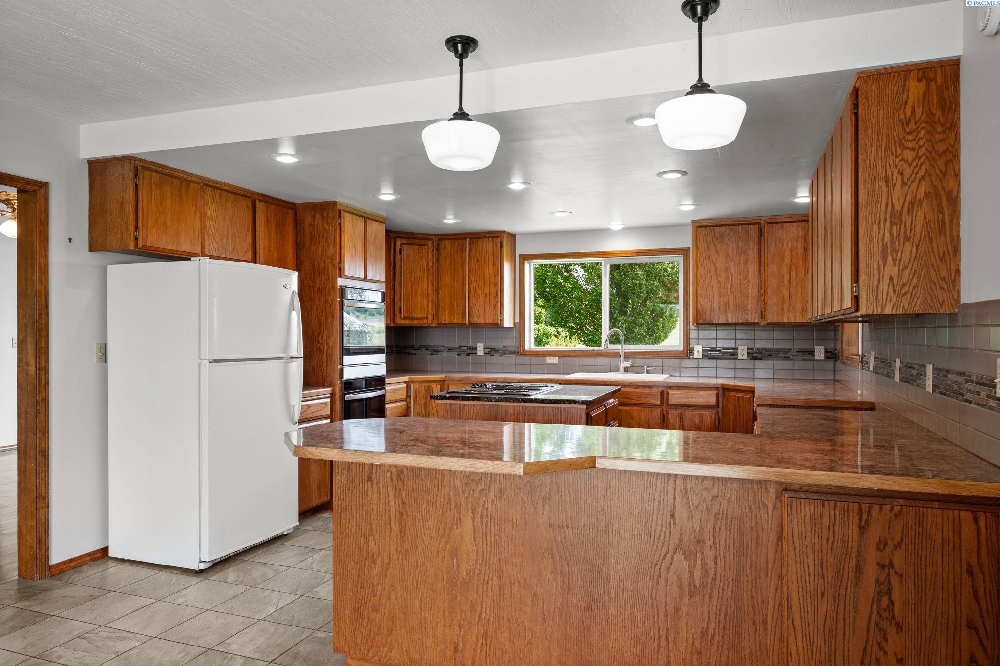 21431 Endicott Road Endicott, WA 99125 - Photo 10 of 44 Gallery Image 10