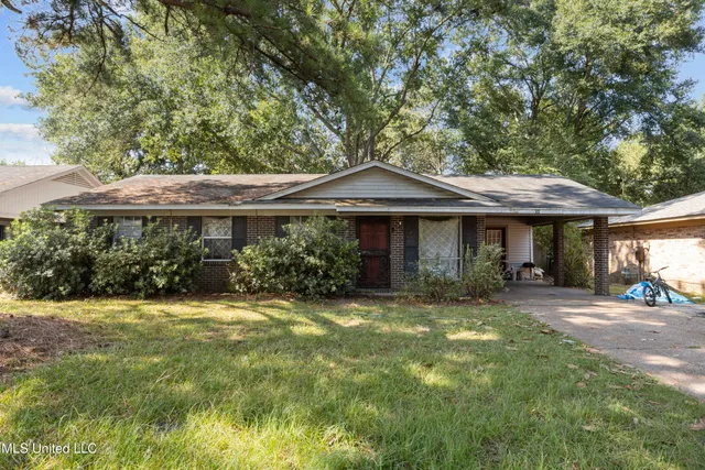 $77,000 | 381 James Garfield Circle, Jackson, MS 39213
