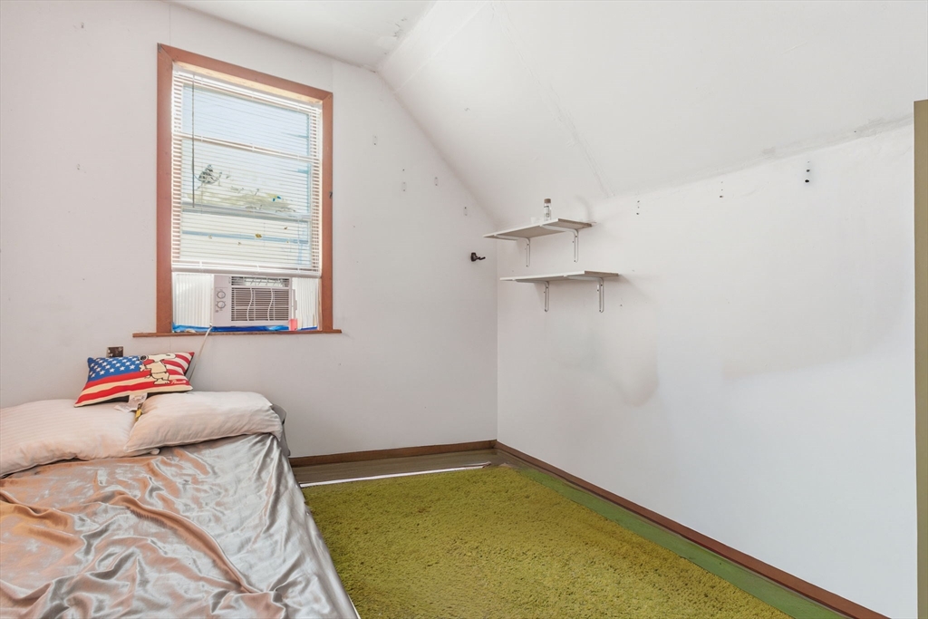 5 Floyd Avenue Lynn, MA 01904 - Photo 9 of 16