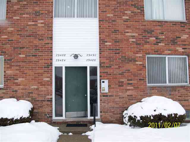 29486 Hoover Road Warren, MI 48093 - Photo 1 of 1 31044081.JPG