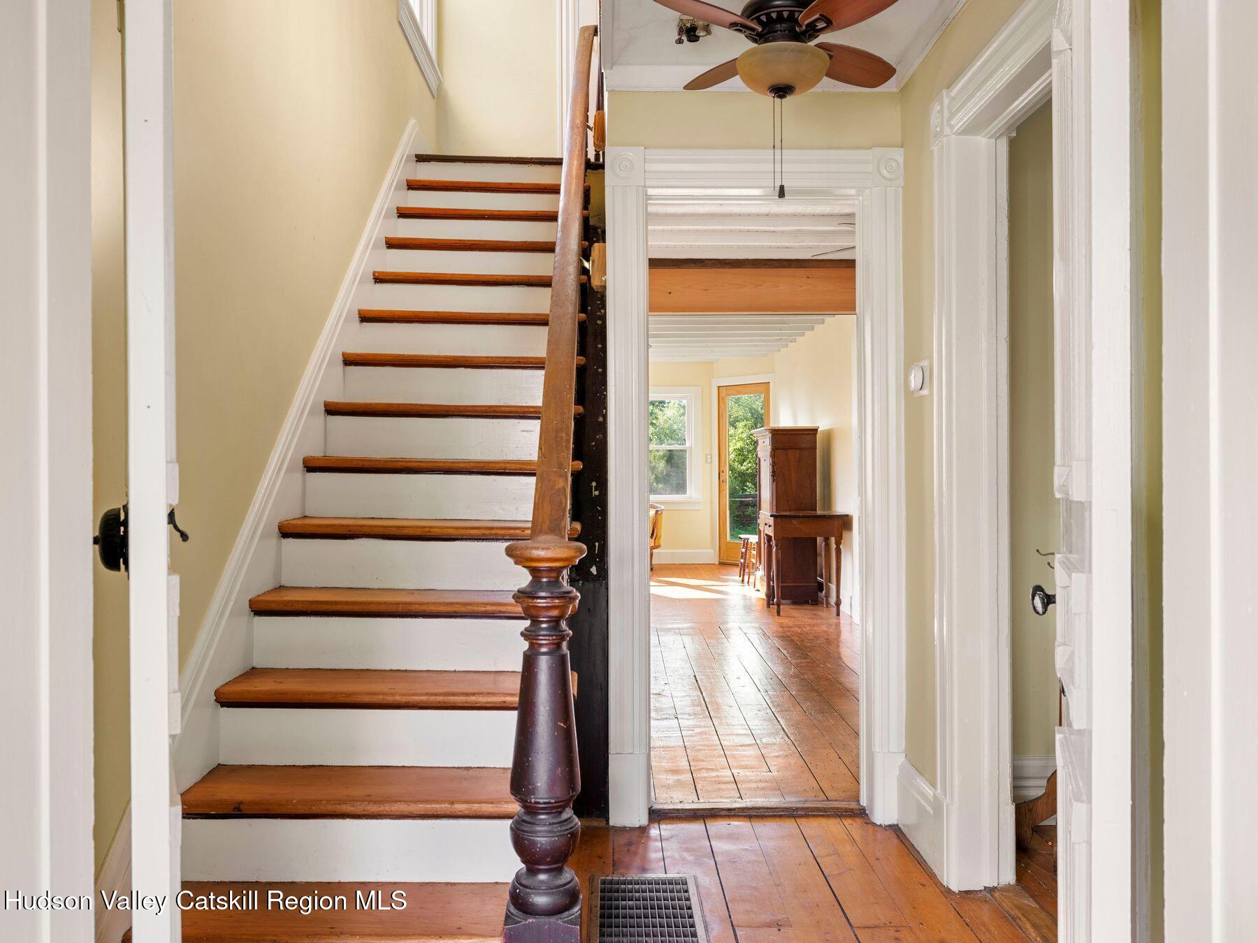 3506 Main Street Stone Ridge, NY 12484 - Photo 8 of 50 photo_online_007