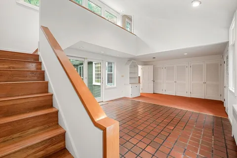 a view of an entryway