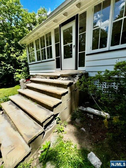 121 Townsend Road Wanaque, NJ 07465 - Photo 31 of 39