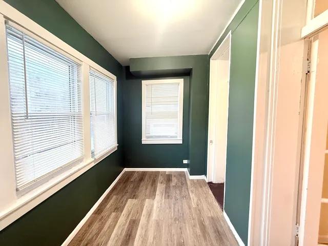 $1,600 | 7157 South East End Avenue, Unit 1, Chicago, IL 60649