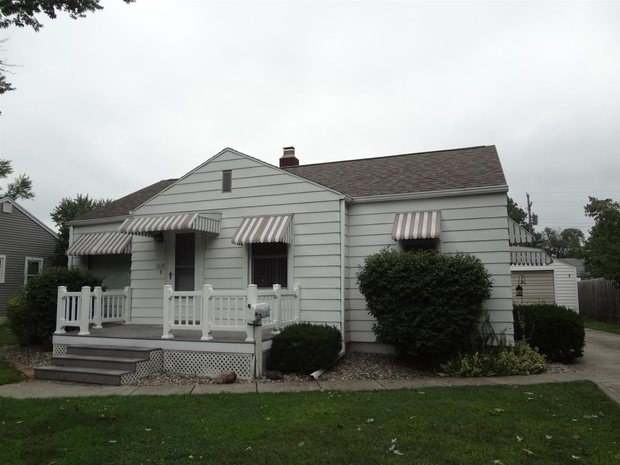 1018 Jackson Boulevard Rochester, IN 46975 - Photo 1 of 9 Gallery Image 1