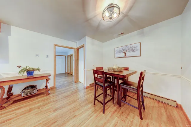 $309,900 | 7911 North E County Road 1220, Evanston, IN 47531