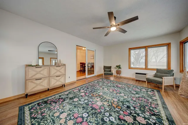 $309,900 | 7911 North E County Road 1220, Evanston, IN 47531