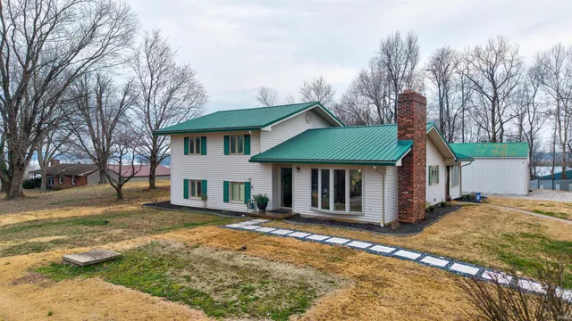 $309,900 | 7911 North E County Road 1220, Evanston, IN 47531