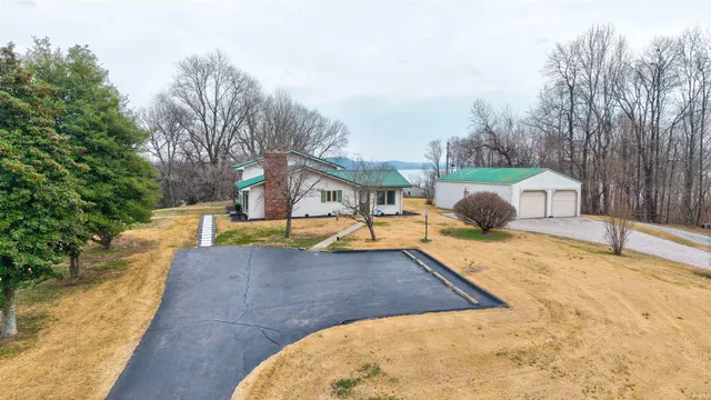 $309,900 | 7911 North E County Road 1220, Evanston, IN 47531