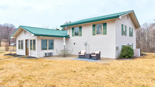 $309,900 | 7911 North E County Road 1220, Evanston, IN 47531