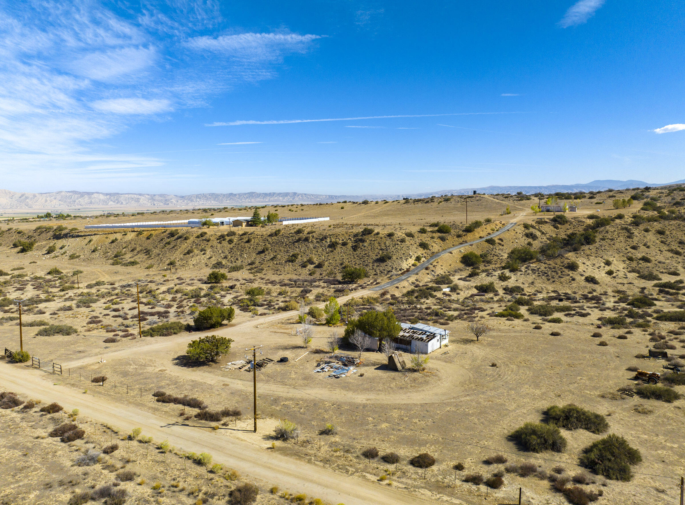 262 Castro Canyon Road Maricopa, CA 93252 - Photo 12 of 13 a view of beach and ocean