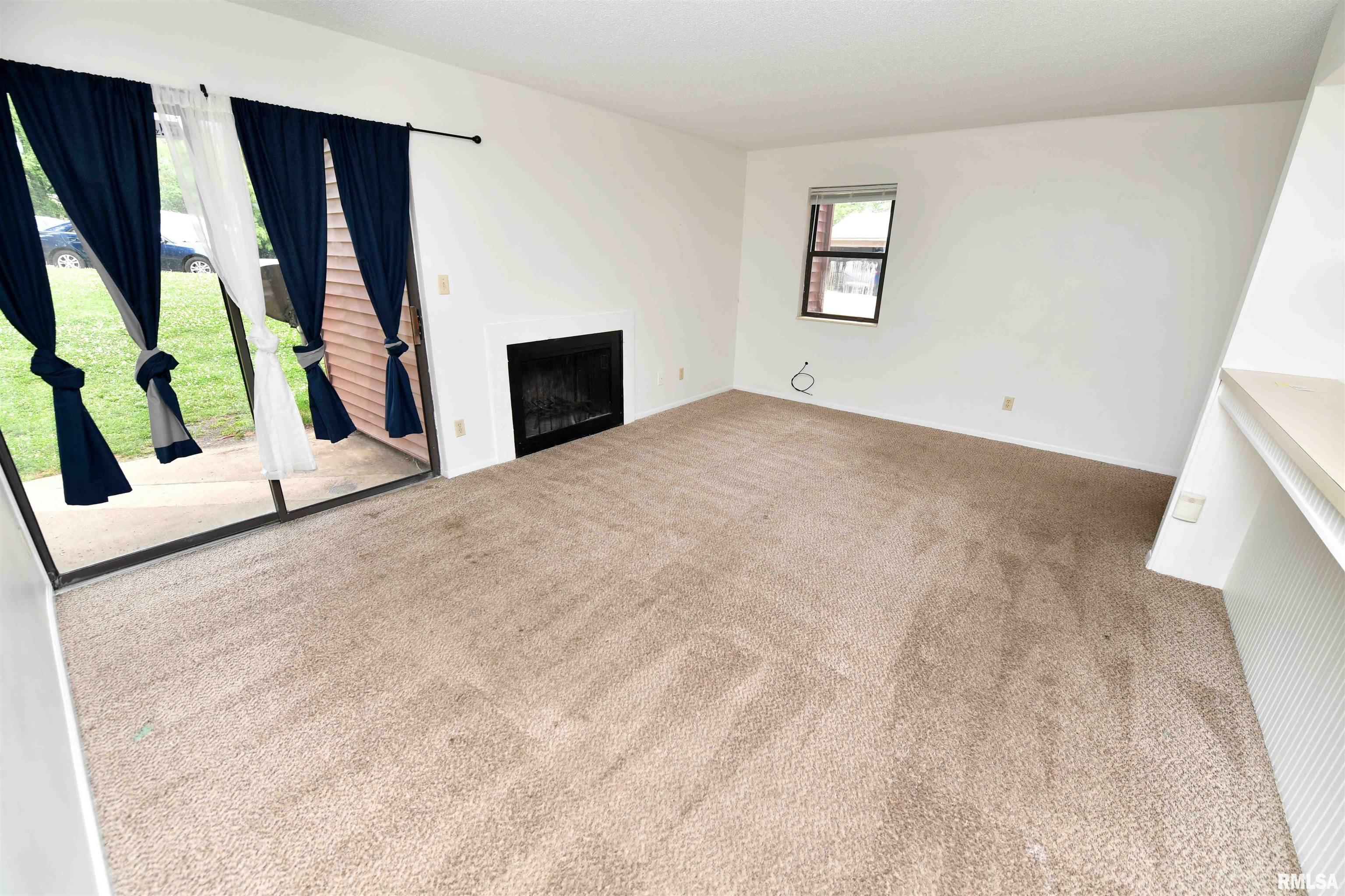 5734 Autumn Ridge Court Peoria, IL 61615 - Photo 12 of 38 Gallery Image 12