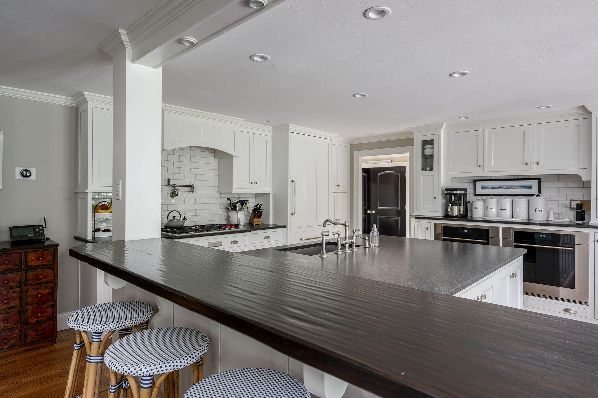 1474 Hyannis-Barnstable Road Barnstable, MA 02630 - Photo 27 of 50 IMG_3367-Edit