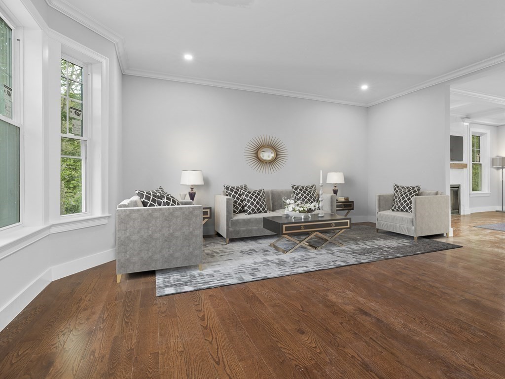 21 Verndale Road Newton, MA 02461 - Photo 2 of 12