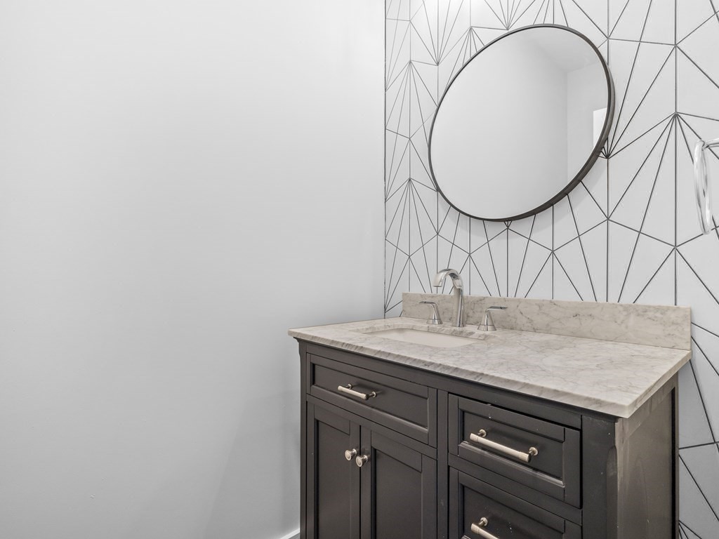 21 Verndale Road Newton, MA 02461 - Photo 4 of 12