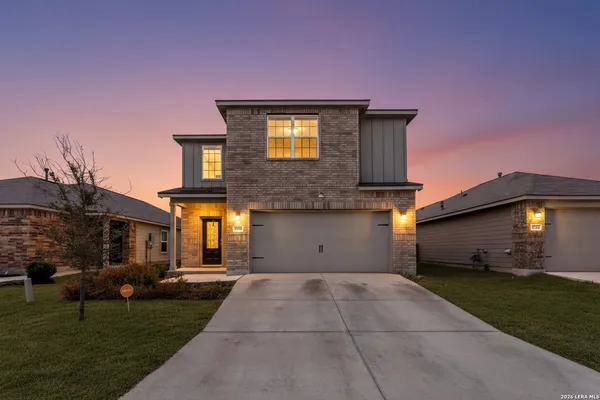 $350,000 | 15103 Telfaire, Von Ormy, TX 78073