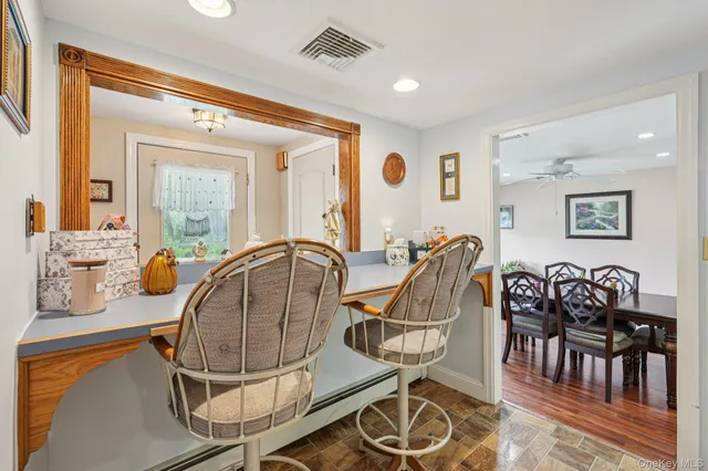 $445,000 | 4 River Road, Tuxedo Park, NY 10987