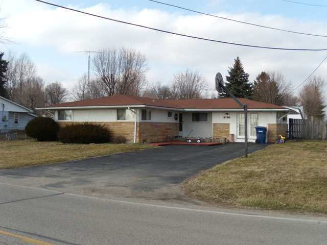 6700 West Cornbread Road Yorktown, IN 47396 - Photo 2 of 2 Gallery Image 2