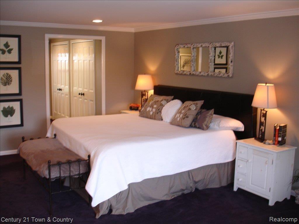 4118 Nearbrook Road Bloomfield Hills, MI 48302 - Photo 13 of 25 Master Bedroom Suite