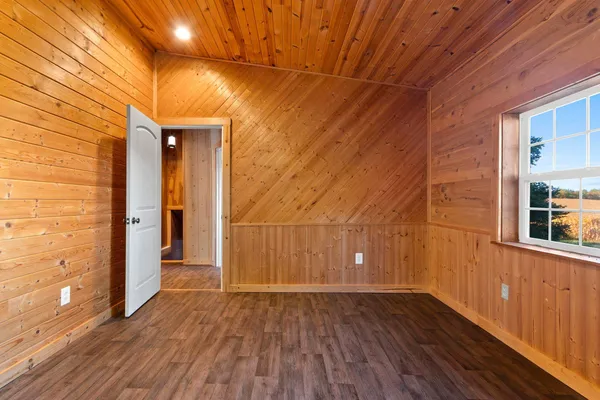 $259,900 | 12682 Parkway Road, Pound, WI 54161