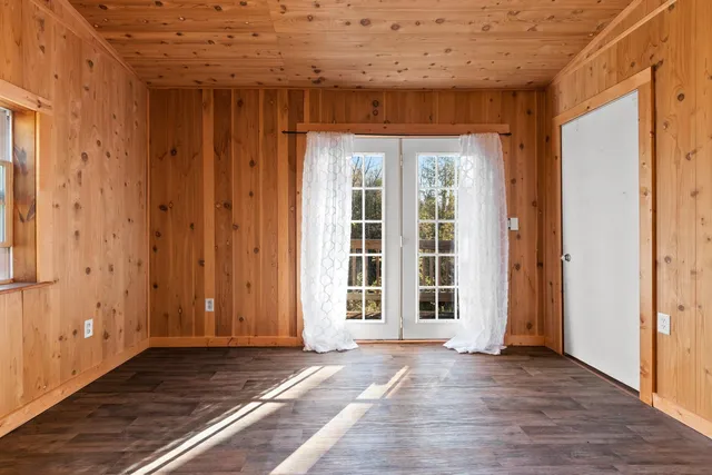 $259,900 | 12682 Parkway Road, Pound, WI 54161