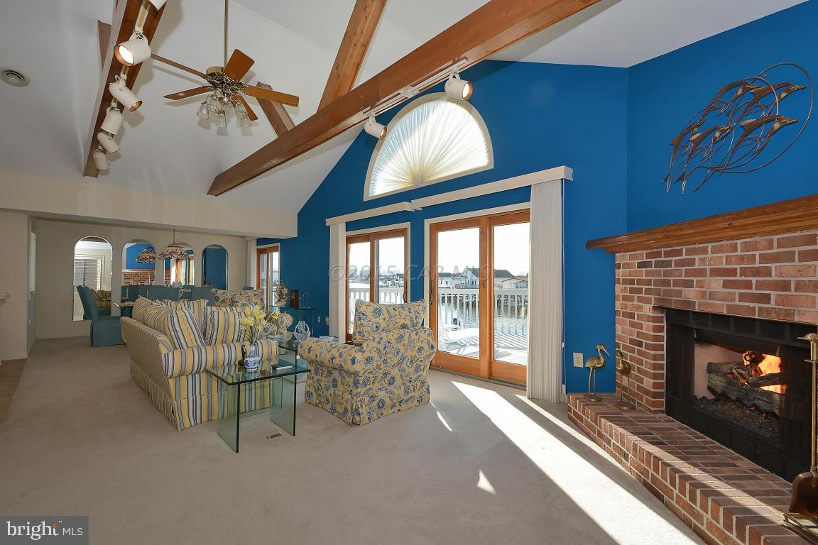 619 South Surf Road Ocean City, MD 21842 - Photo 16 of 38 Gallery Image 16