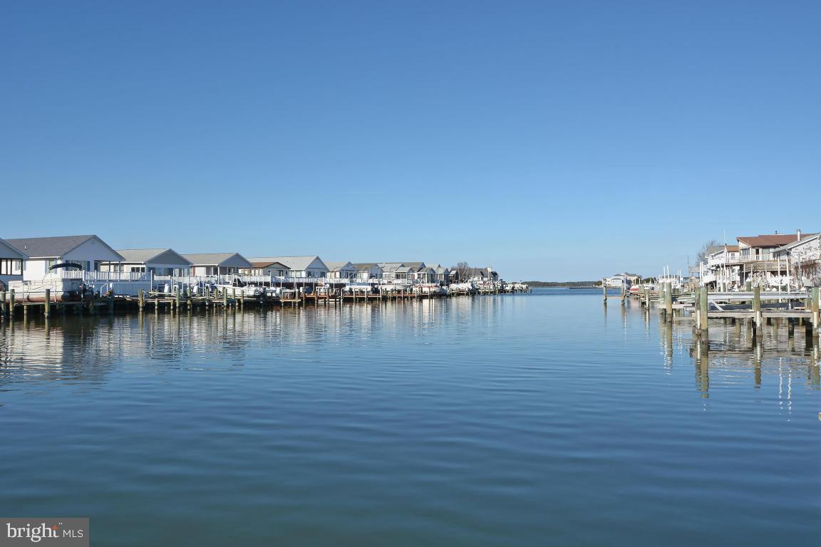 619 South Surf Road Ocean City, MD 21842 - Photo 4 of 38 Gallery Image 4