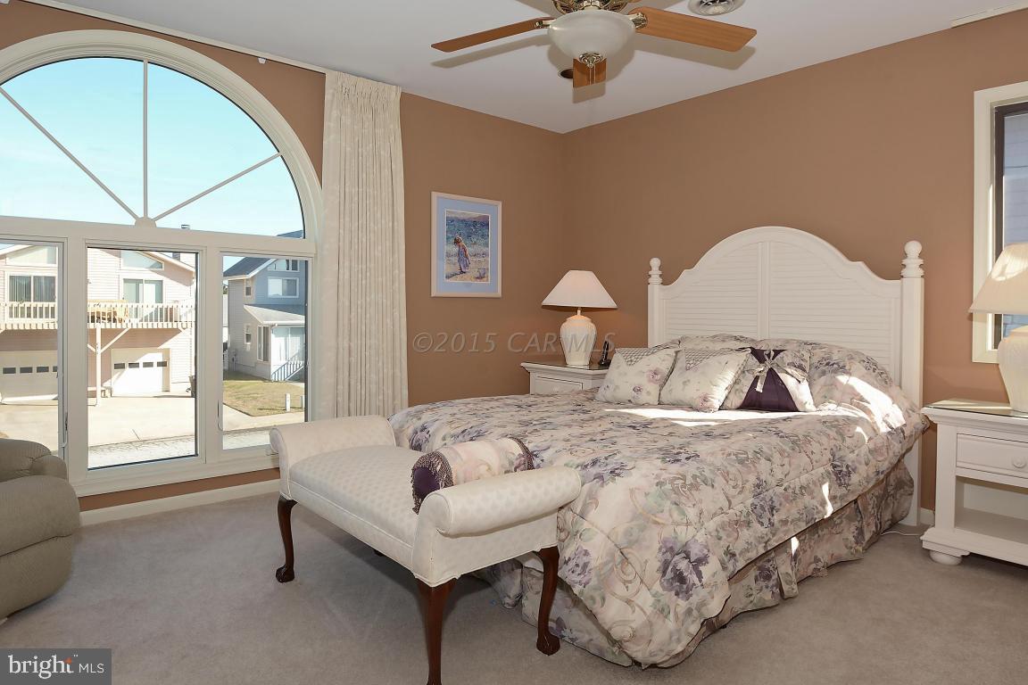 619 South Surf Road Ocean City, MD 21842 - Photo 9 of 38 Gallery Image 9