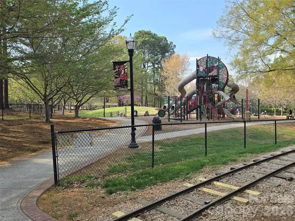 $299,990 | 605 Frank Street, Kannapolis, NC 28081