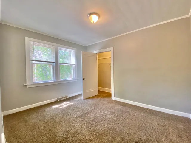 $139,000 | 685 East 142nd Street, Dolton, IL 60419