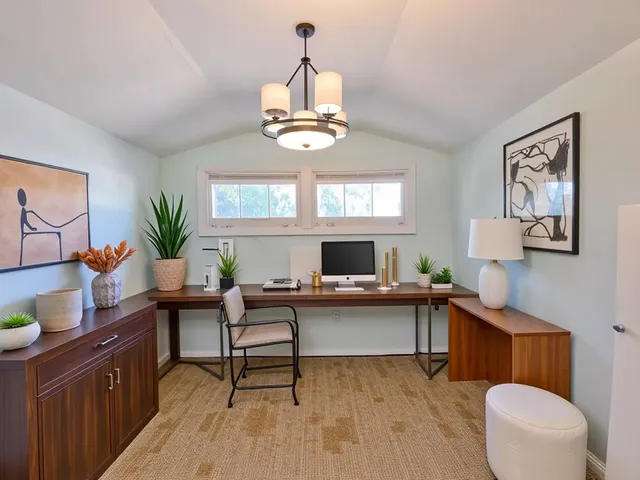 $139,000 | 685 East 142nd Street, Dolton, IL 60419