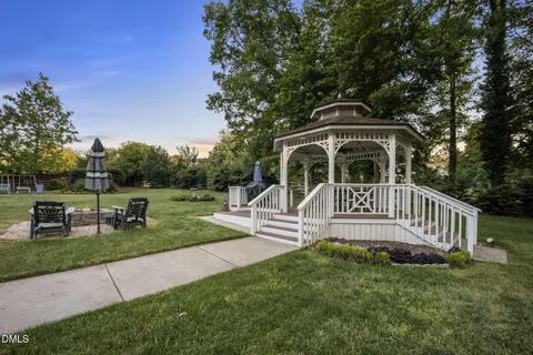 $750,000 | 2504 Whippletree Drive, Raleigh, NC 27603