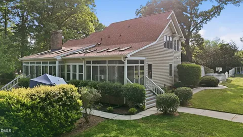 $750,000 | 2504 Whippletree Drive, Raleigh, NC 27603