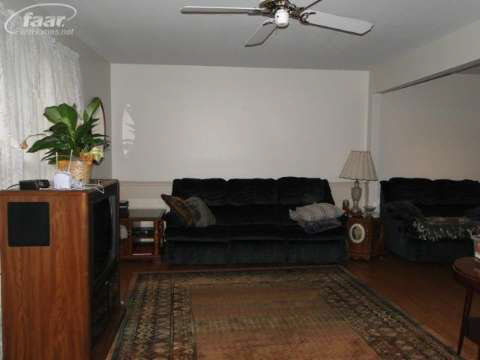 6124 East Dodge Road Mount Morris, MI 48458 - Photo 4 of 18 20377260-3.JPG