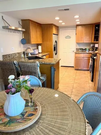 $2,500 | 76923 Turendot Street, Palm Desert, CA 92211