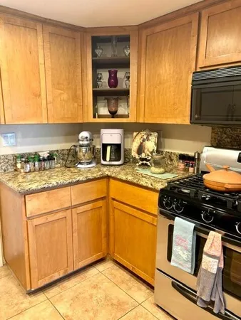 $2,500 | 76923 Turendot Street, Palm Desert, CA 92211