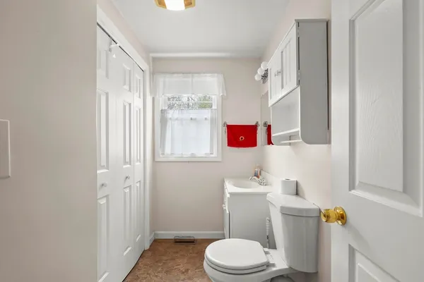 $649,000 | 11 Mya's Court, Wareham, MA 02571